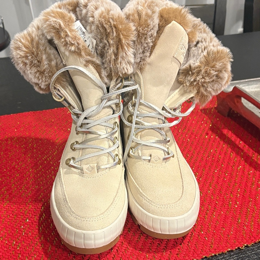 Women's Sperry waterproof Beige Fur-Lined Winter Boots